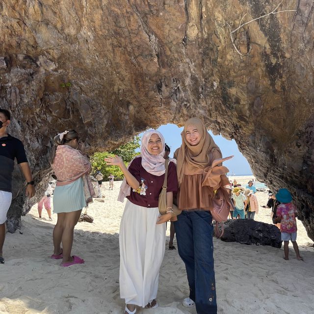 เกาะไข่ แห่งเมืองสตูล
