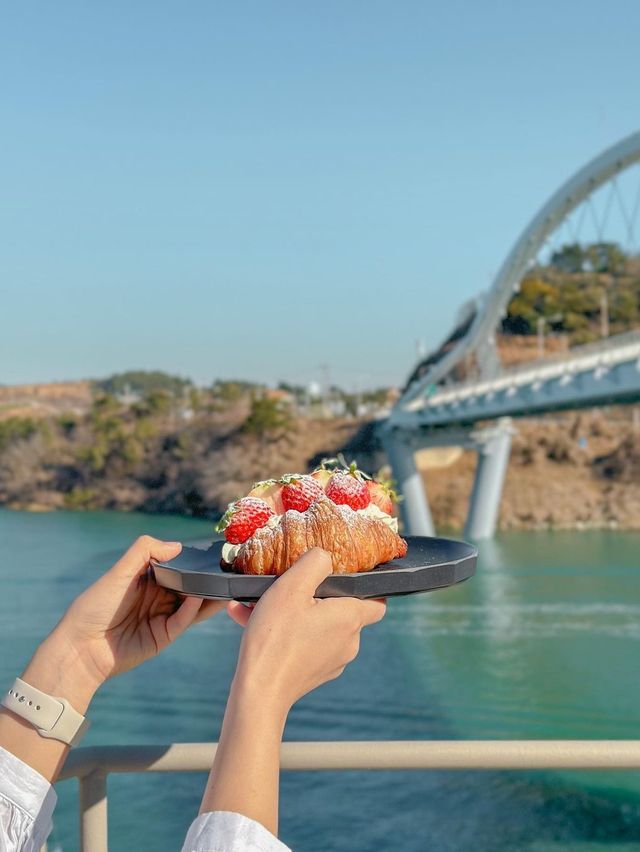 백야대교 뷰 맛집, 애견동반 가능한 마애카페🌊