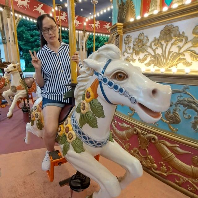 韓國😍愛寶樂園"旋轉木馬"🐴人人開心玩☺️