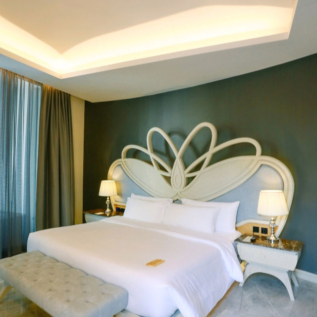 Phukalini Luxury Pool Villa & Onsen หัวหิน