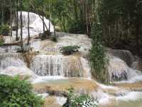 น้ำตกแม่แก้ อ.งาว จ.ลำปาง