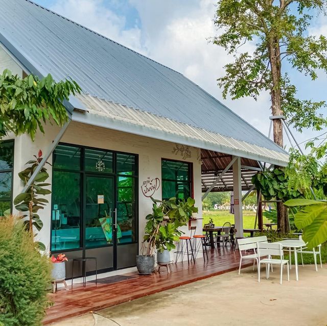 ธารา ชลพฤกษ์ ฟาร์มสุข