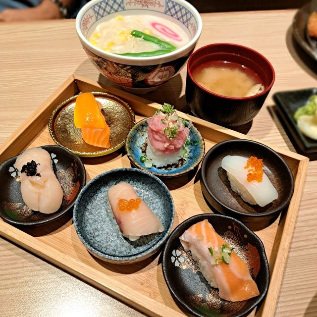 【香港仔鮨匠日本餐廳】豪華晚餐，美食等你來品嚐！