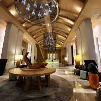 บรรยากาศสวย สระว่ายน้ำสุดชิลล์ ที่เซ็นทารา มาริส
