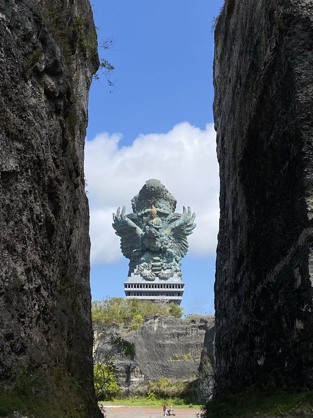 Indonesia tallest statue - GWK park♟️