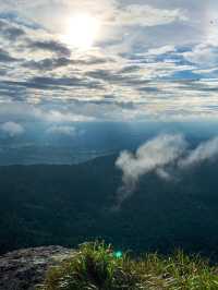 เขาหลวง สุโขทัย กับฉายา “ภูเขาปราบเซียนในภาคเหนือ”