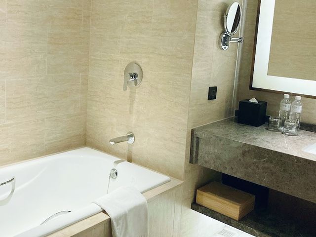 台北六福萬怡酒店