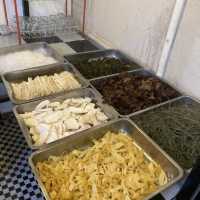 内陸国ラオス辺境のルアンナムターでまさかのseafood buffet