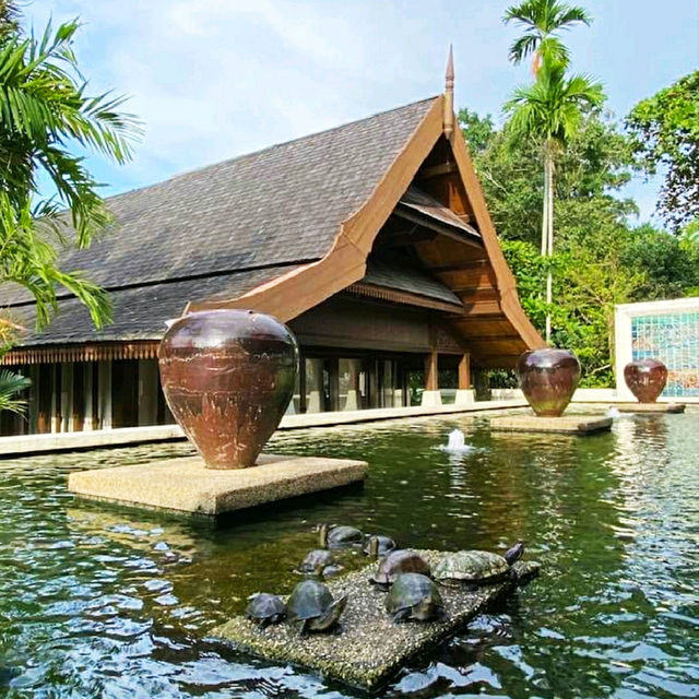 5 ⭐ RESORT WITH TRADITIONAL MALAY CULTURE!