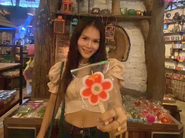 พาไปเที่ยวบ้านหอมเทียน