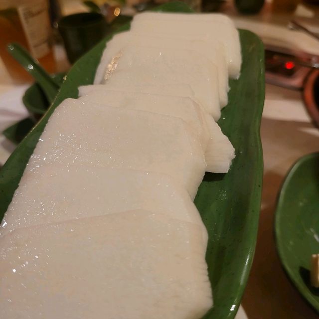 夏季深圳必食! 養生滋潤椰子雞火鍋🐤，湯清甜、肉嫩滑!