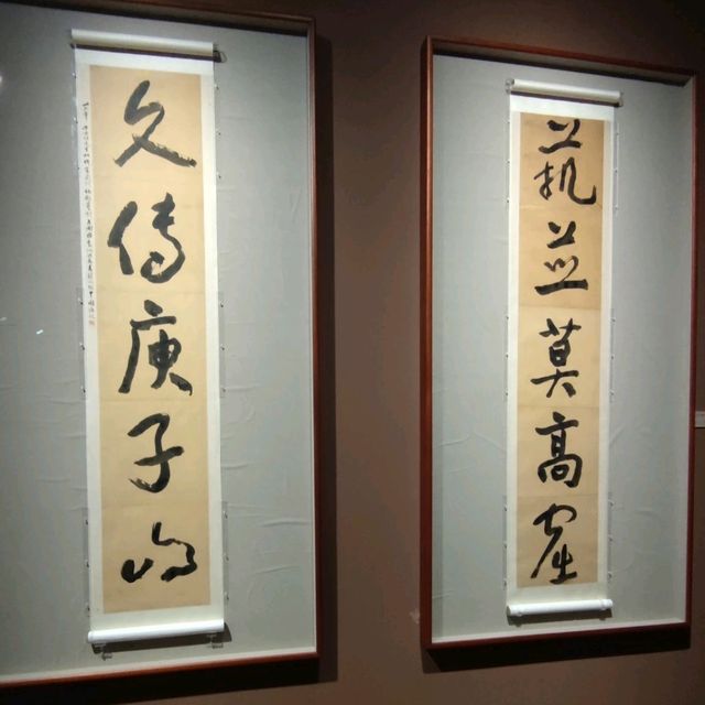 深圳看展~東方微笑~甘肅天水麥積山石窟展