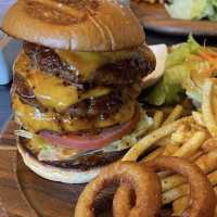 バーガー旨し