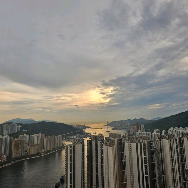 Good View! 高層豪華海景房 | 荃灣西 如心酒店