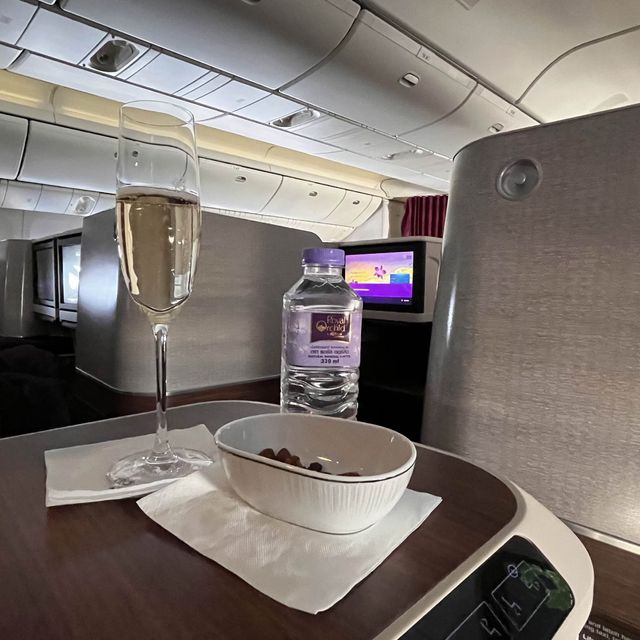TG417 BKK-KUL Royal Silk