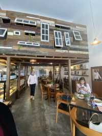 Cafe Hunting | Hardcovr Cafe Puncak Alam 