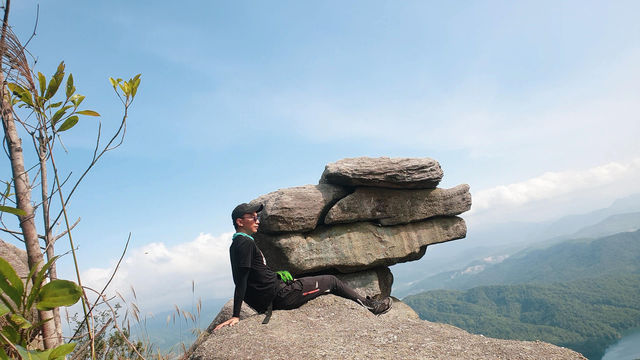 Núi Đá Chồng mountain