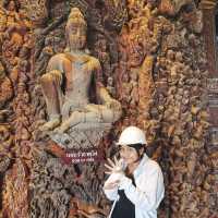 ปราสาทไม้ริมทะเล