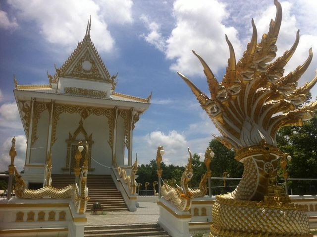วัดสันติวิเศษสุข (เจ้าเงาะ)