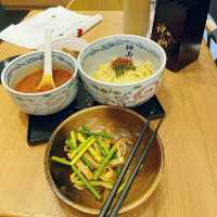 激辛牛舌沾汁麵餐 + 幸味䐁耳+ 蜜桃焙茶...， 我好掛住！  