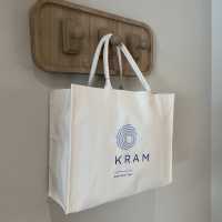 Kram Pattaya โรงแรมติดทะเล สระว่ายน้ำสวย