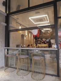 元朗工業風Cafe，推出二人聖誕大餐