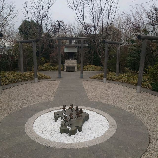 福岡観光2023 【つばめの杜広場】
