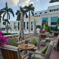 Afternoon Tea ธีมคริสมาสที่ โรงแรม เพนนินซูลา กรุงเทพฯ