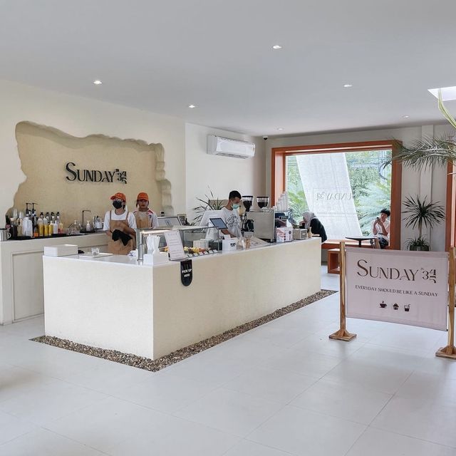 คาเฟ่น่ารักๆ ย่านปทุมธานี  Sunday in 345  