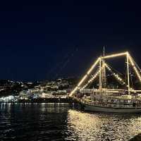 越夜越多人的希臘渡假島嶼Mykonos