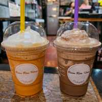 บ้านริมคลองคาเฟ่