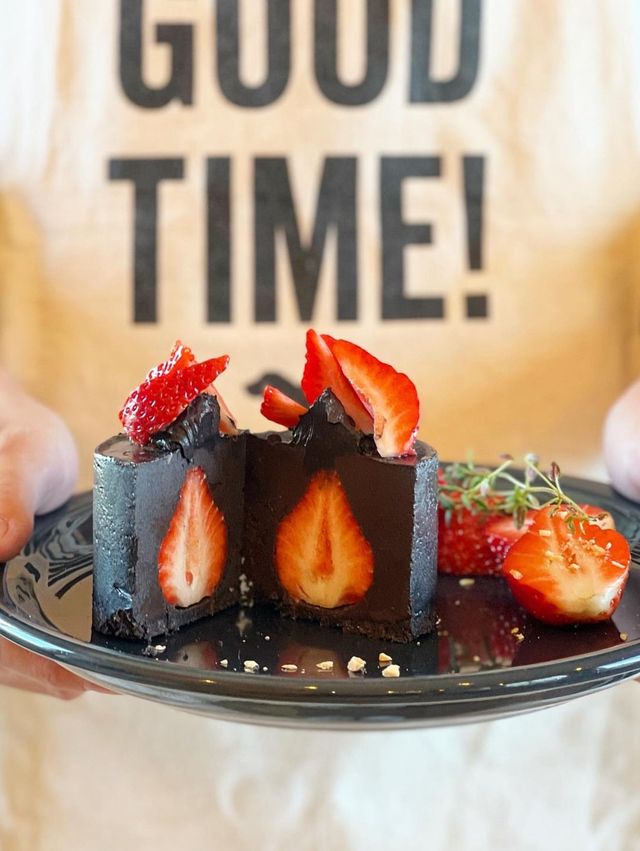 【福岡カフェ】中にも大きないちごが♡可愛すぎるスイーツが楽しめる！