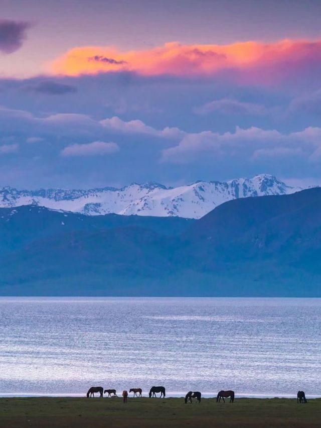 吉爾吉斯斯坦：中亞的壯麗山景與豐富文化🏔️🌄