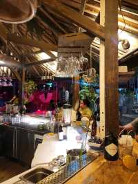 🍸보홀 디제잉도 해주는 핫하고 힙한 술집 "Bamboo Place"🍸