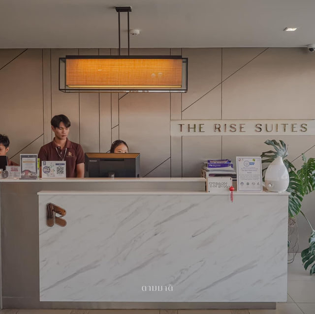 The Rise Suites Hotel Chiang Mai 🏢