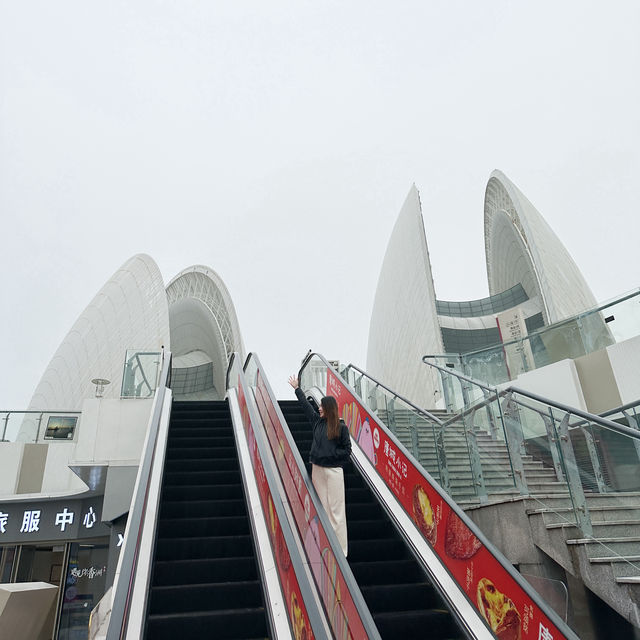 海濱城市｜著名地標巨型貝殼大劇院🐚