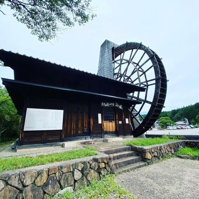 くるる荘川水車
