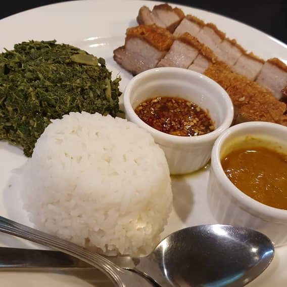 Mike’s Smokehouse Kuching: Savory Western Cuisine, Especially the Ribs