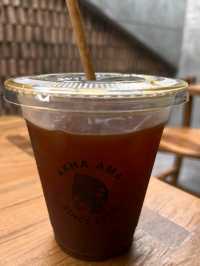 กาแฟอาข่า อ่ามา [กาแฟไทย ในคาเฟ่อิฐแดง]