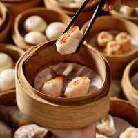 Hotel Mulia Dining 