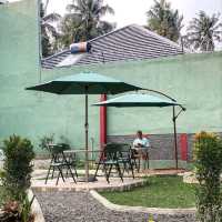 GREEN COFFEE HOUSE | COZY ALLEYWAY COFFEE SHOP FOR RELAXING