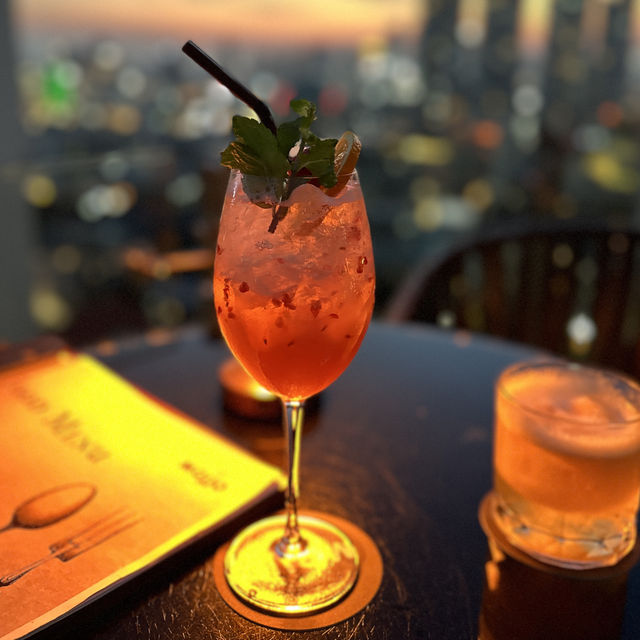 ฉลองวันเกิดที่ rooftop bar วิวปัง