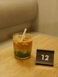 𖤣𖤥東涌Cafe｜墨汁意粉跟咖啡都一樣出色