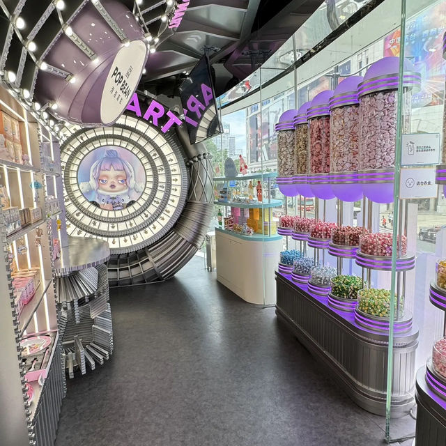 รีวิว POP MART Nanjing rd. Shanghai