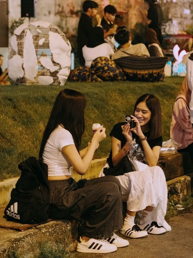 Hatyai’s biggest festival is happening in Sepetember and October’s weekends!!!
