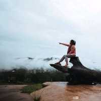 ลานกางเต็นท์วิวเมืองด่านซ้าย ไร่ช่างอุ้ม จ.เลย