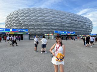 Chasing Soccer Stars in Germany to Watch the Champions League