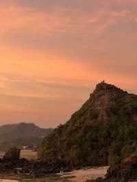 Seger Hill is the perfect Sunset Spot in Kuta, Lombok 🇮🇩