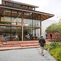 Chirp cafe & chat space คาเฟ่เรือนไทยแบบมินิมอล