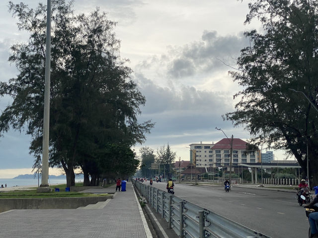 หาดสมิหลาตรึงใจ สงขลา